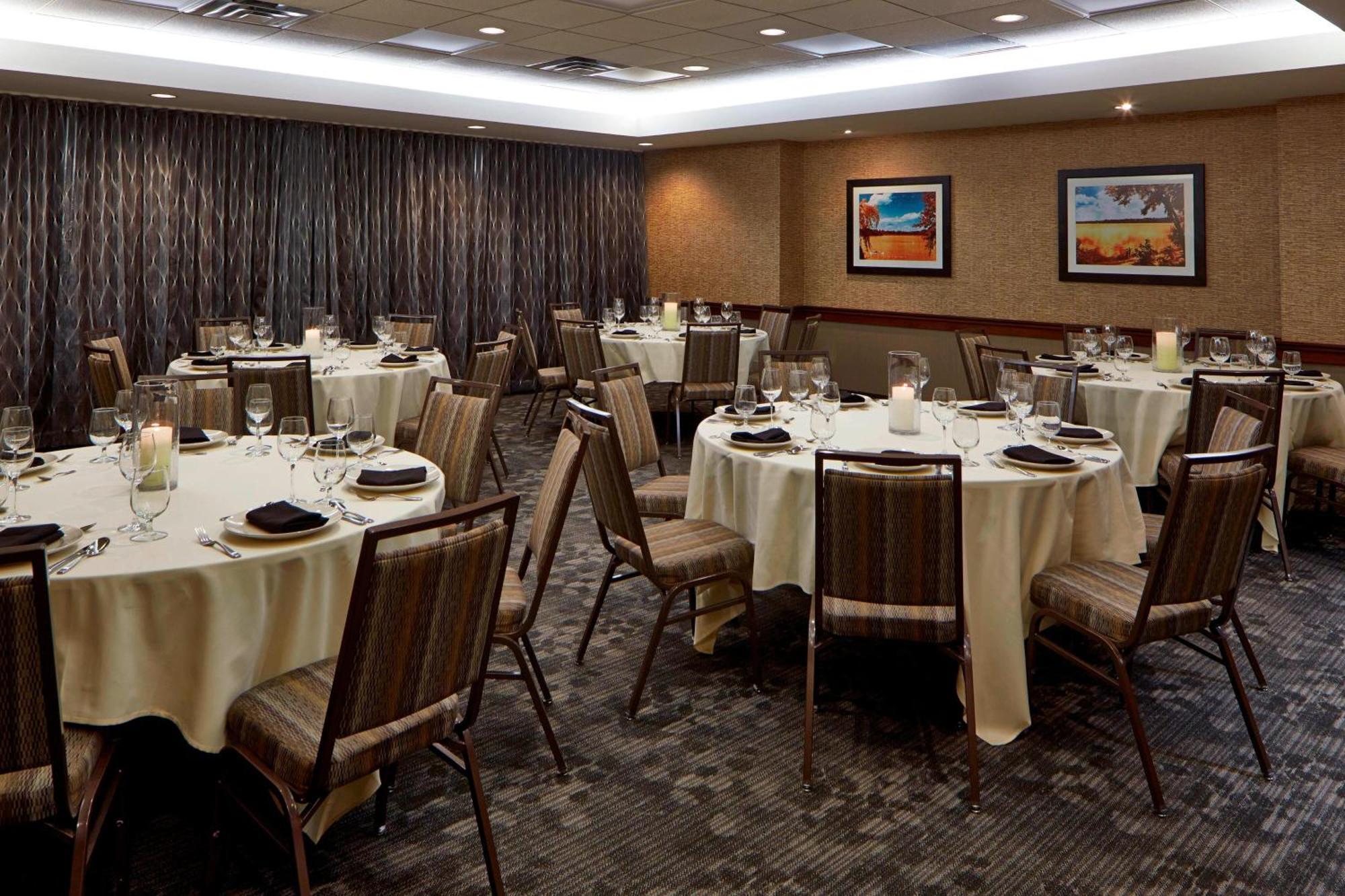 Hotel Courtyard By Marriott Mall Of America