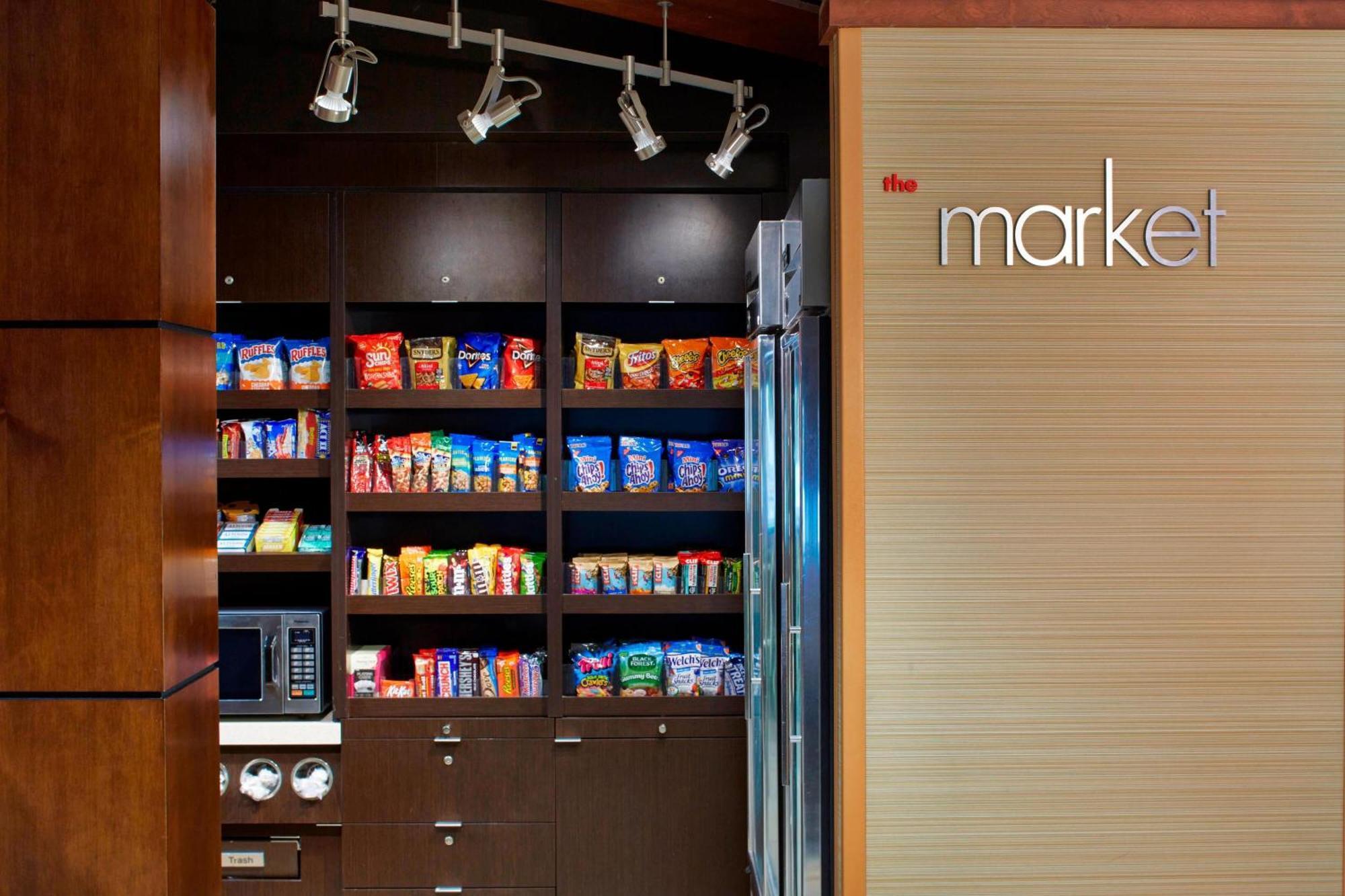 Courtyard By Marriott Mall Of America