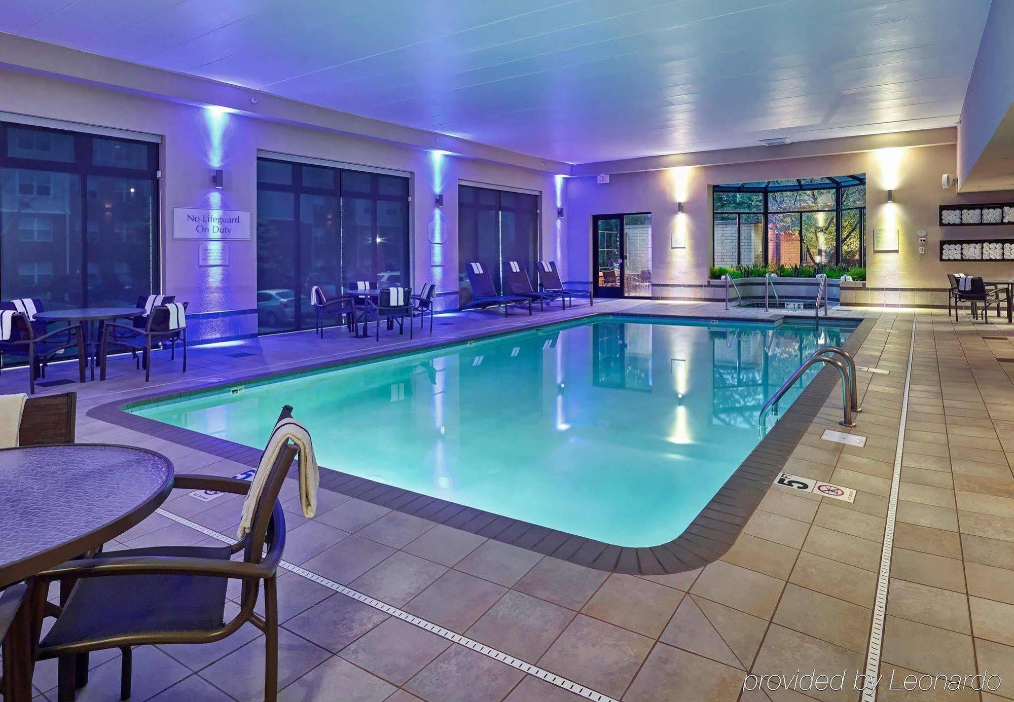 Courtyard By Marriott Mall Of America Hotel